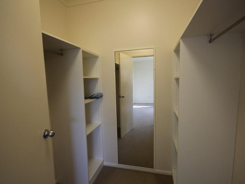 8 Atherton Circuit, Kirwan QLD 4817