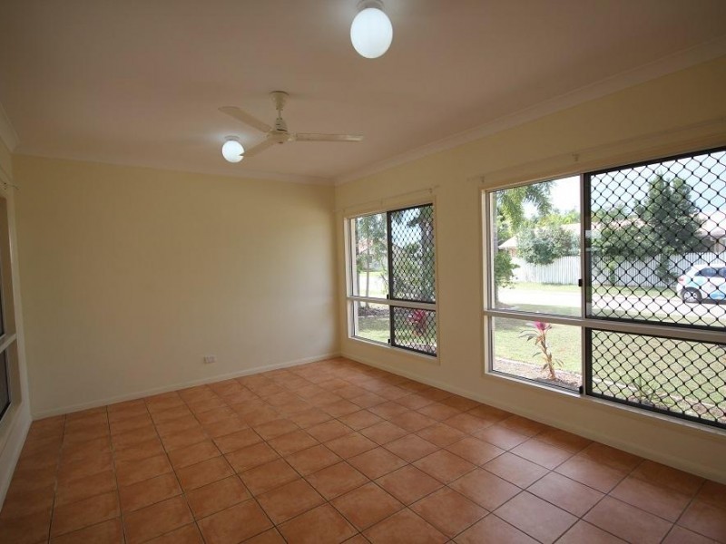 29  Rio Vista Way, Kirwan QLD 4817