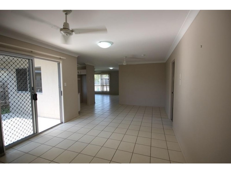 10 Chaimberlane Place, Kirwan QLD 4817