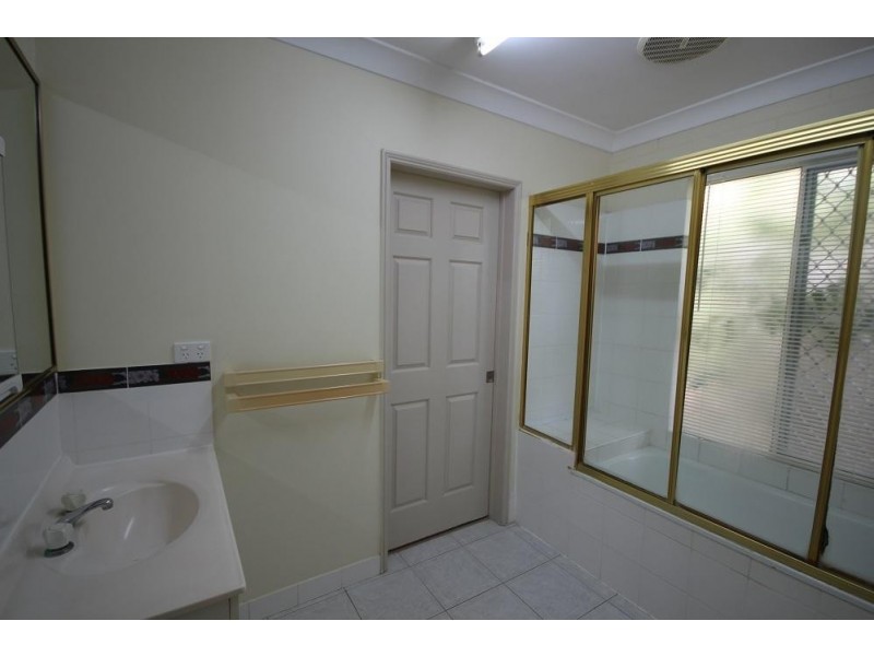 53 Glenrock Drive, Rasmussen QLD 4815