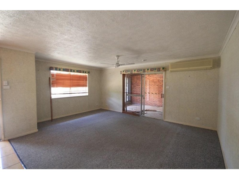 643 Ross River Road, Kirwan QLD 4817