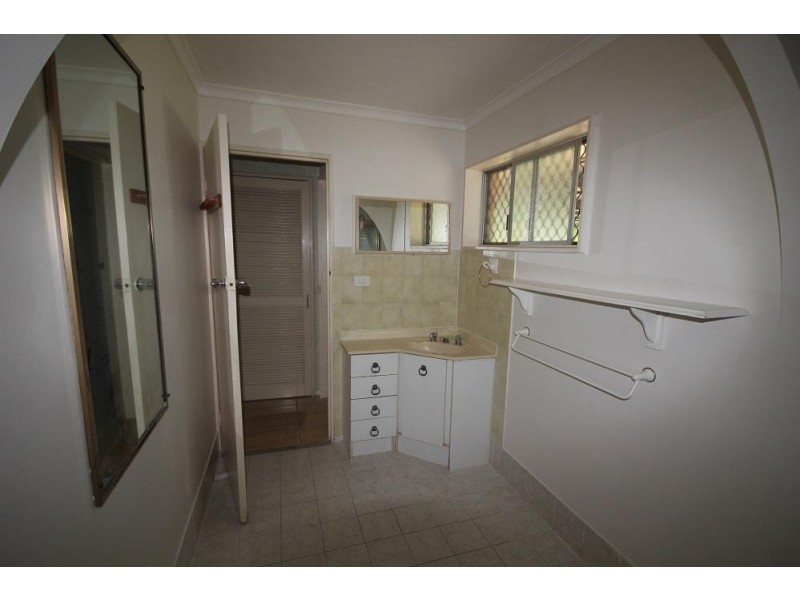 643 Ross River Road, Kirwan QLD 4817