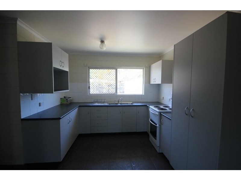 7 Melissa Court, Rasmussen QLD 4815