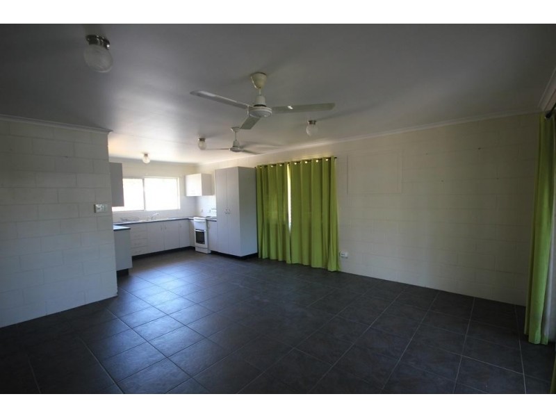 7 Melissa Court, Rasmussen QLD 4815