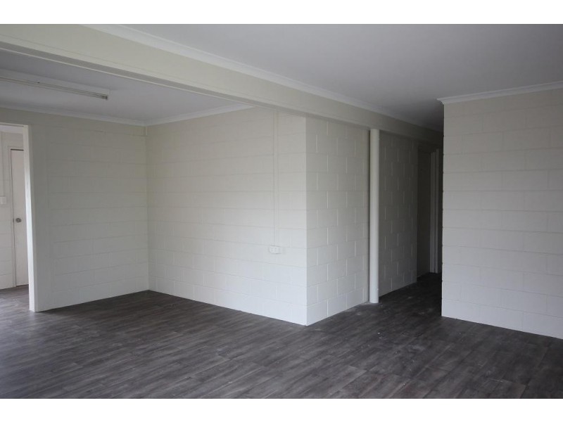 17 Champagne Crescent, Kelso QLD 4815