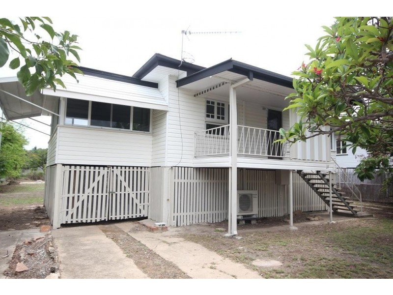 27 Ryan Street, North Ward QLD 4810