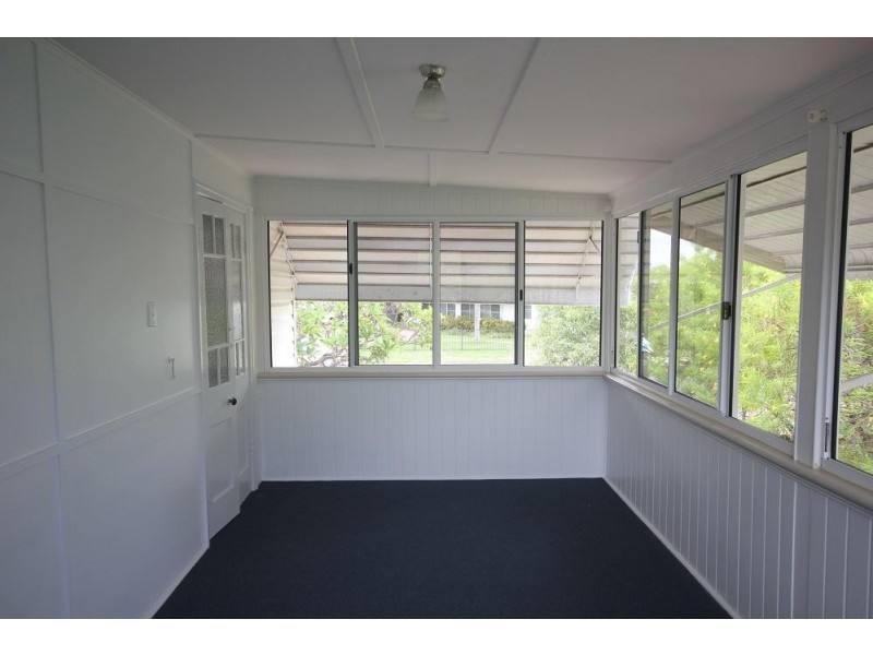 27 Ryan Street, North Ward QLD 4810