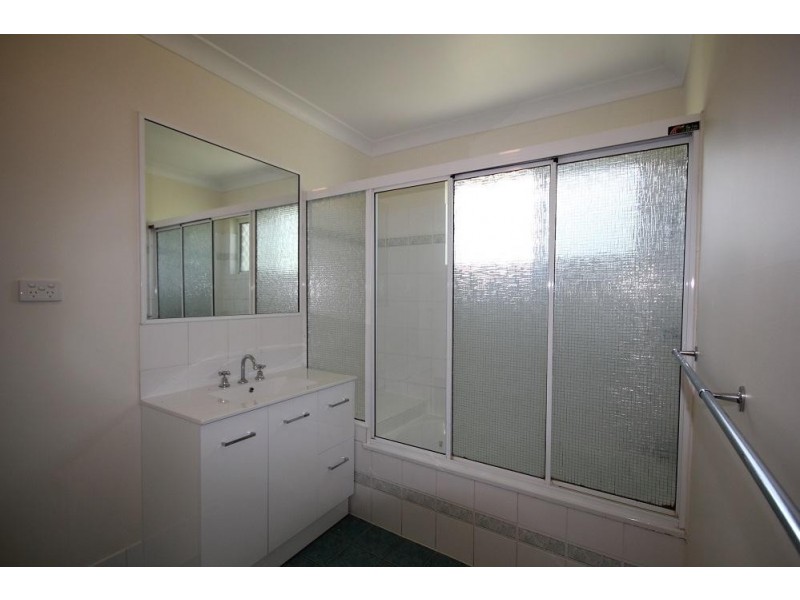 31 Wayne Street, Kelso QLD 4815