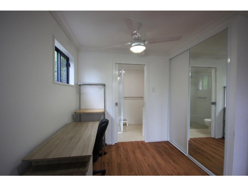 1 Neville Court, Kelso QLD 4815