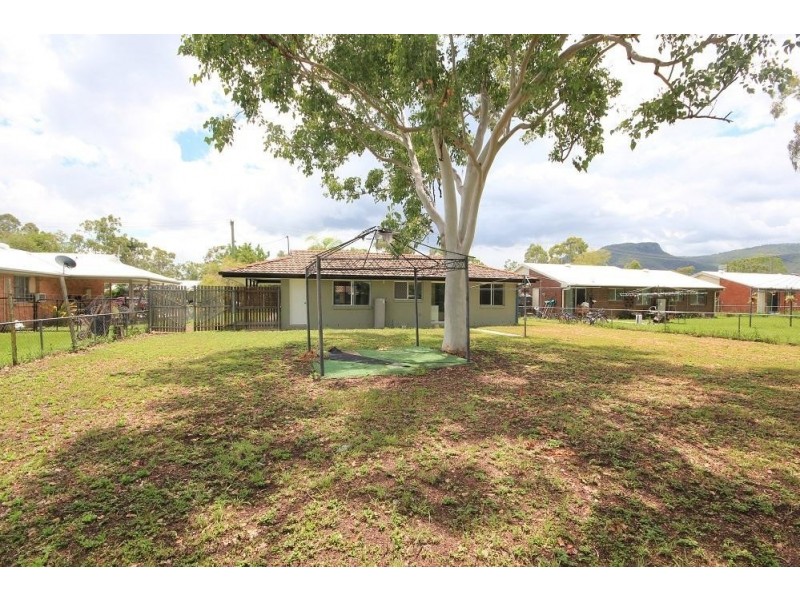 7 Lynette Court, Kelso QLD 4815