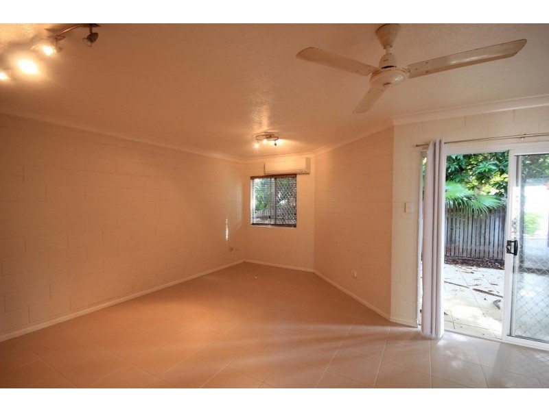 7/12 Old Common Road, Belgian Gardens QLD 4810