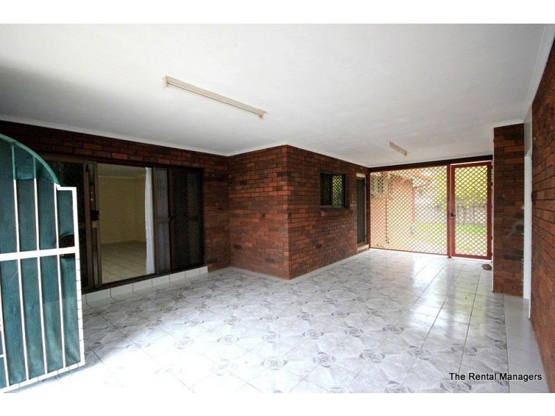 8 Brookhurst Avenue, Kirwan QLD 4817