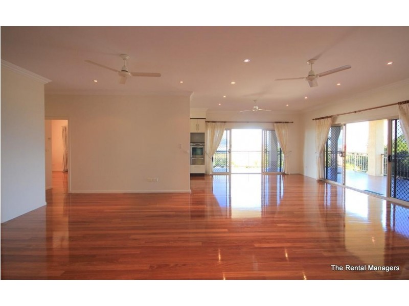 27/18 High Vista Drive, Mount Louisa QLD 4814