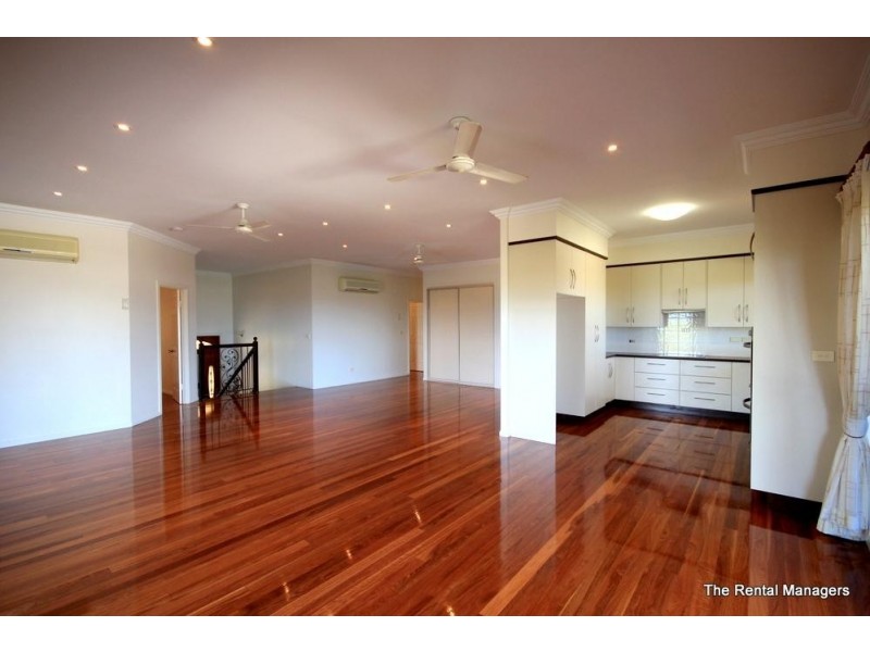 27/18 High Vista Drive, Mount Louisa QLD 4814