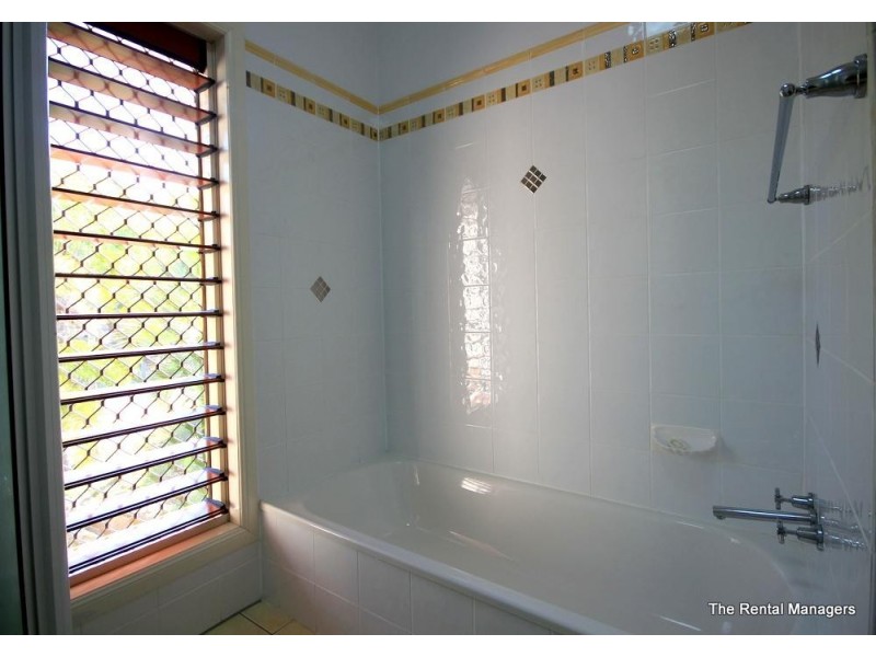 27/18 High Vista Drive, Mount Louisa QLD 4814