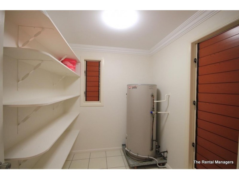 27/18 High Vista Drive, Mount Louisa QLD 4814