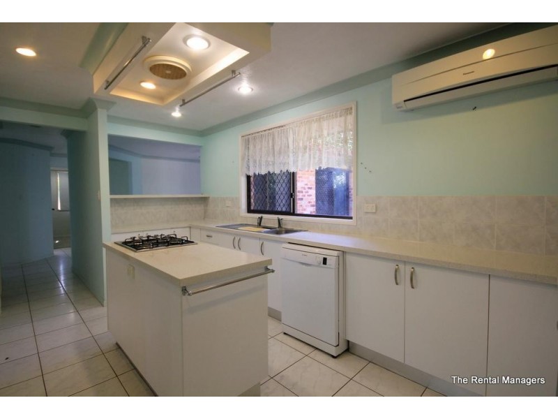 152 Svensson Road, Mount Low QLD 4818