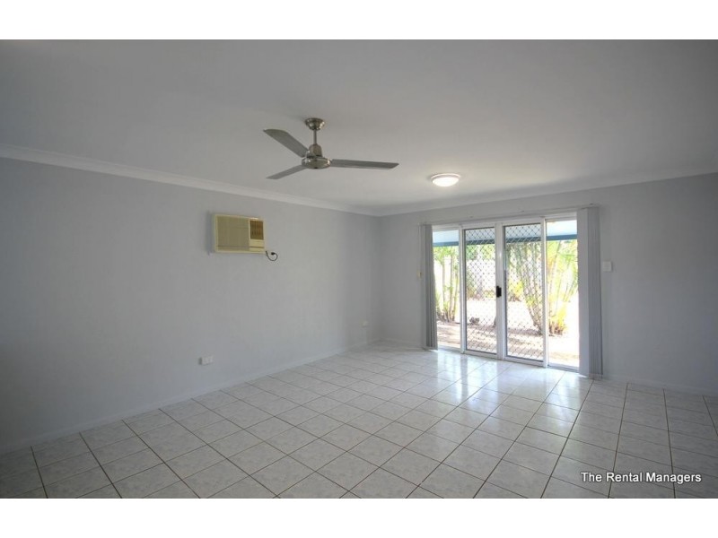 2/59 McAlister Street, Oonoonba QLD 4811