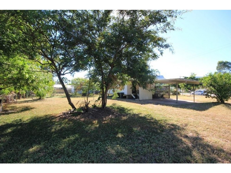 1305 Riverway Drive, Kelso QLD 4815