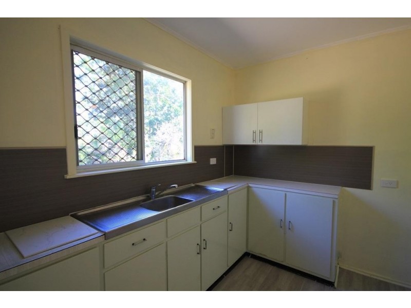 1305 Riverway Drive, Kelso QLD 4815