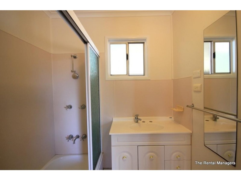 53 Renecol Avenue, Rasmussen QLD 4815