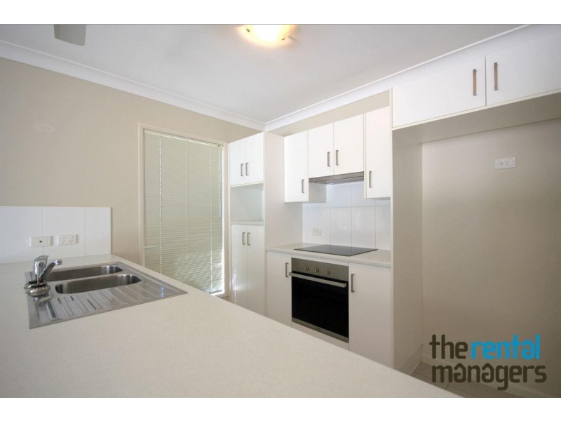 1 Derwent Circuit, Kelso QLD 4815