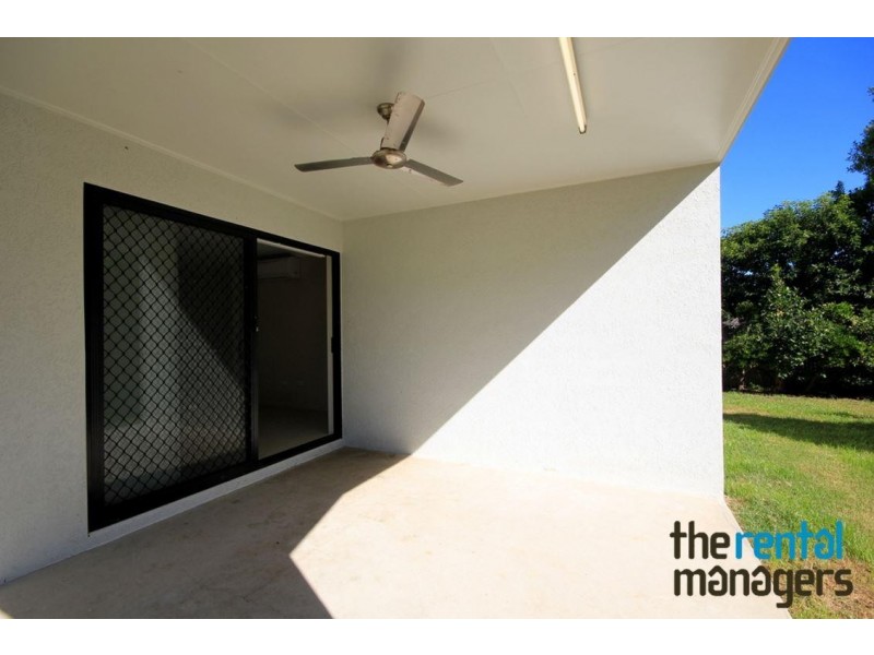 1 Derwent Circuit, Kelso QLD 4815