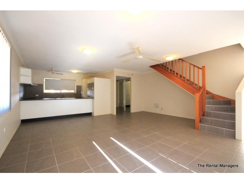 2/76 Mitchell Street, North Ward QLD 4810