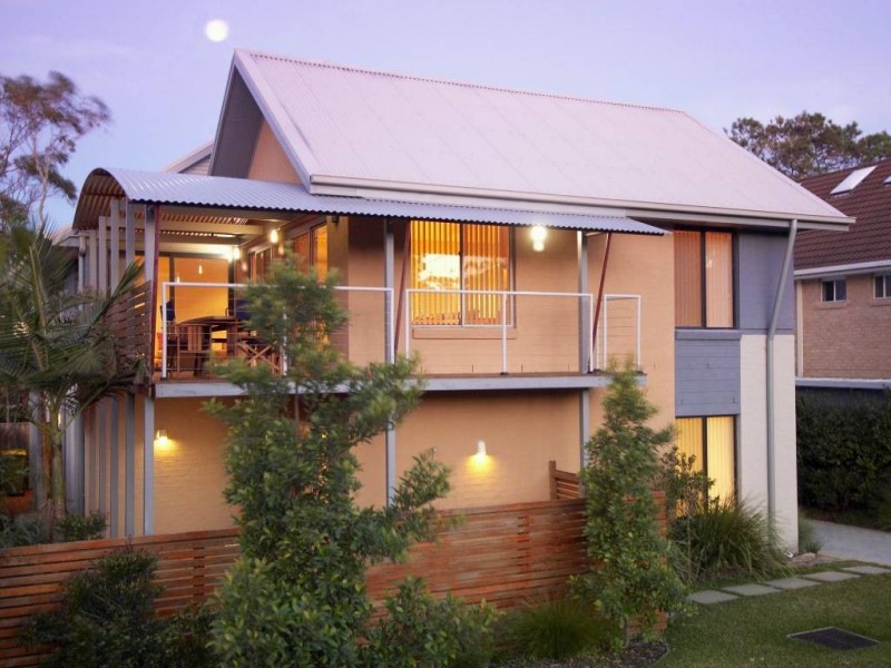 1/12 Russell Street, Hawks Nest NSW 2324