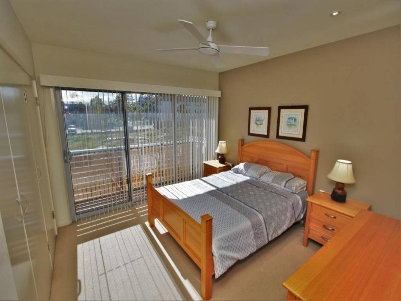 1/12 Russell Street, Hawks Nest NSW 2324