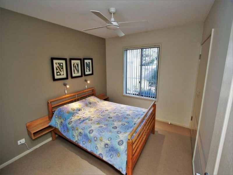 1/12 Russell Street, Hawks Nest NSW 2324