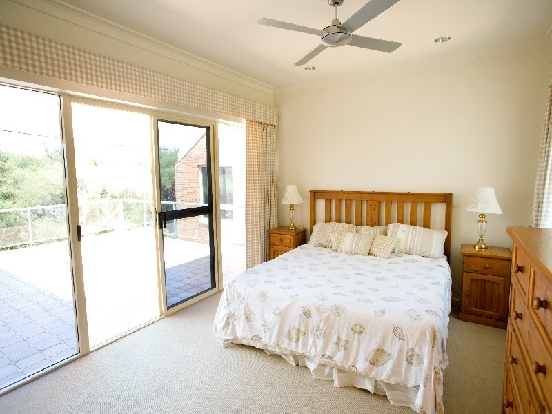 35 The Boulevarde, Hawks Nest NSW 2324