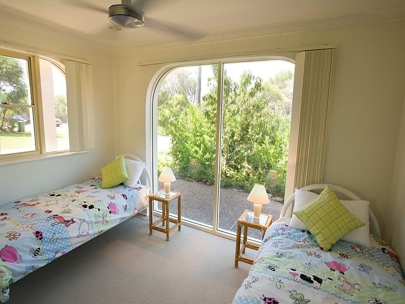 35 The Boulevarde, Hawks Nest NSW 2324