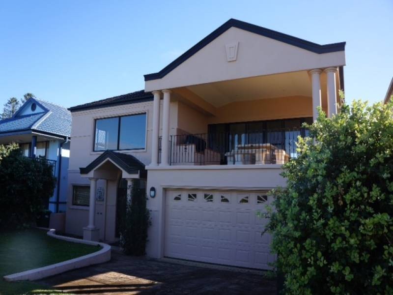 67 The Boulevarde, Hawks Nest NSW 2324