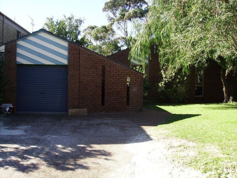 6 Guya Street, Hawks Nest NSW 2324