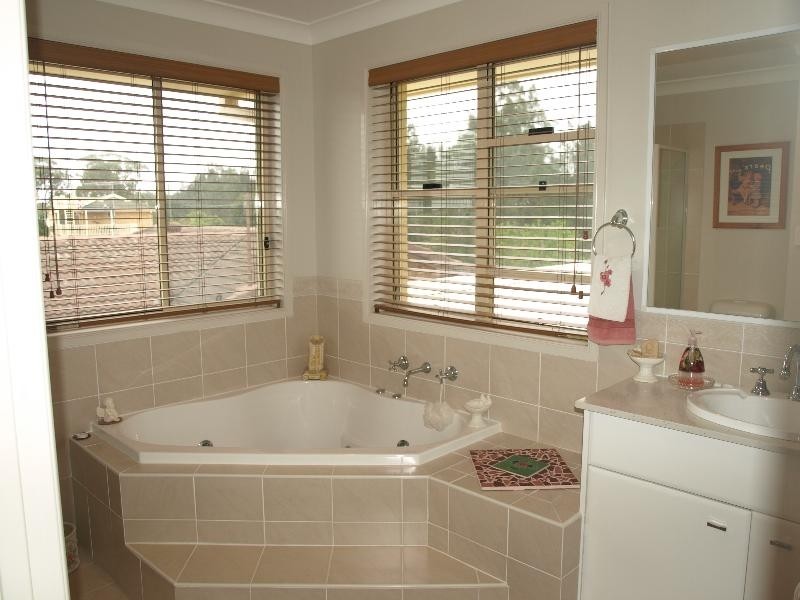 94 Bayview Rd, Tea Gardens NSW 2324