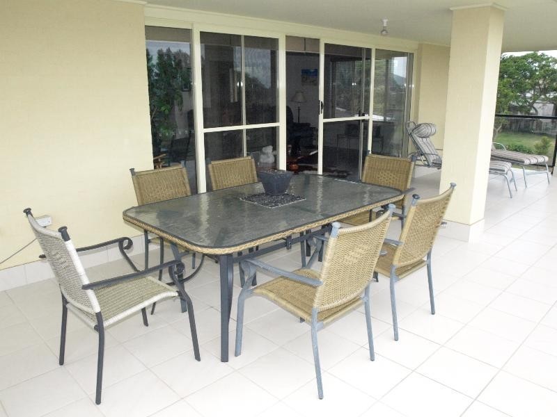 94 Bayview Rd, Tea Gardens NSW 2324