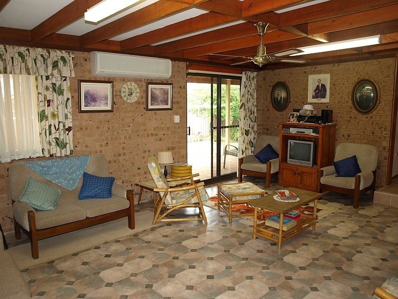 31 Mirreen Street, Hawks Nest NSW 2324