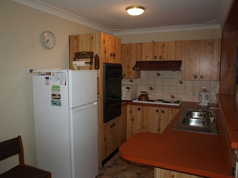 31 Mirreen Street, Hawks Nest NSW 2324