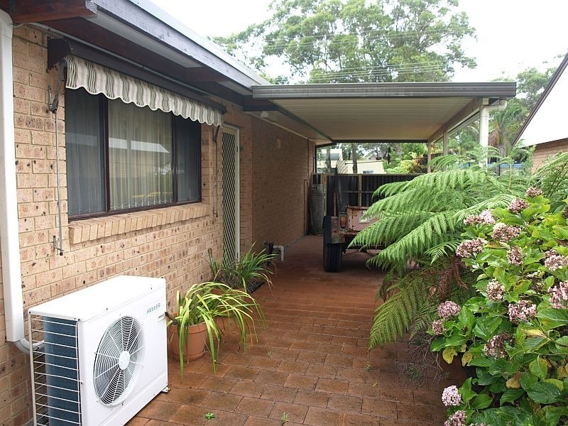31 Mirreen Street, Hawks Nest NSW 2324