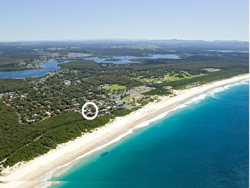 1/11-13 Bennet St, Hawks Nest NSW 2324