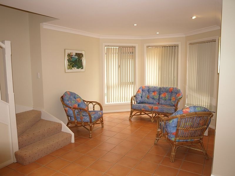 1/11-13 Bennet St, Hawks Nest NSW 2324