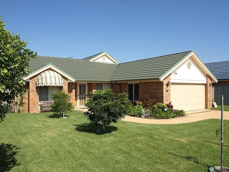 24 Windward Circuit, Tea Gardens NSW 2324