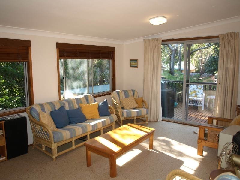 7 Kikarra Crescent, Hawks Nest NSW 2324