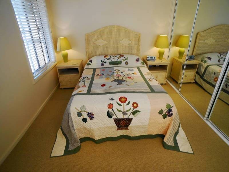 2A Yamba Street, Hawks Nest NSW 2324