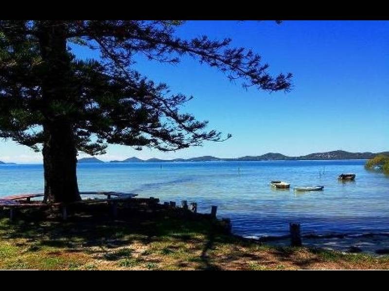 21 Curlew Avenue Pindimar South, Pindimar NSW 2324