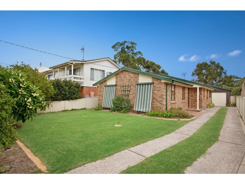 7 Motum Avenue, Tea Gardens NSW 2324