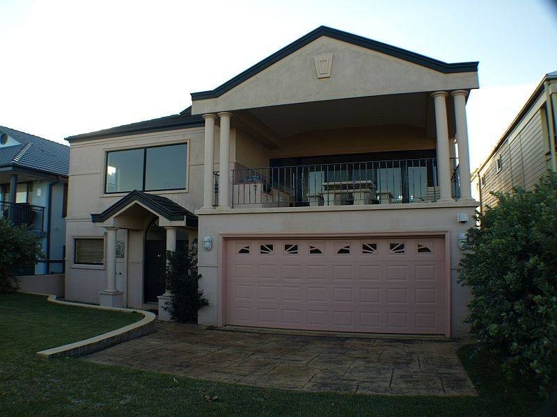 67 The Boulevarde, Hawks Nest NSW 2324