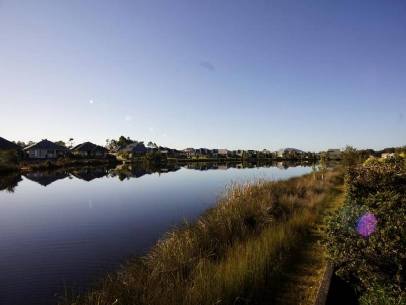 73 Admiralty Avenue, Tea Gardens NSW 2324