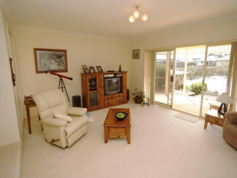73 Admiralty Avenue, Tea Gardens NSW 2324